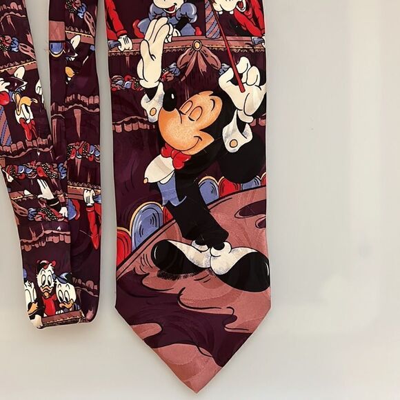 ‎Disney Leeds International 100% Silk Tie Made In Italy - Picture 2 of 9